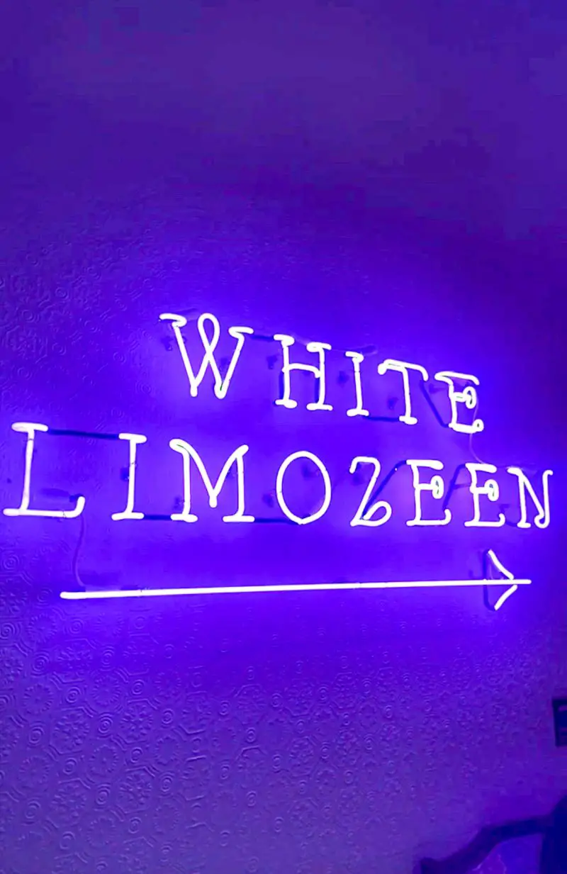 White Limozeen
