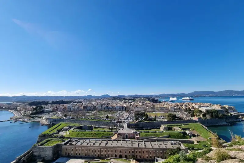 Corfu Town: Fortresses Guided Tour