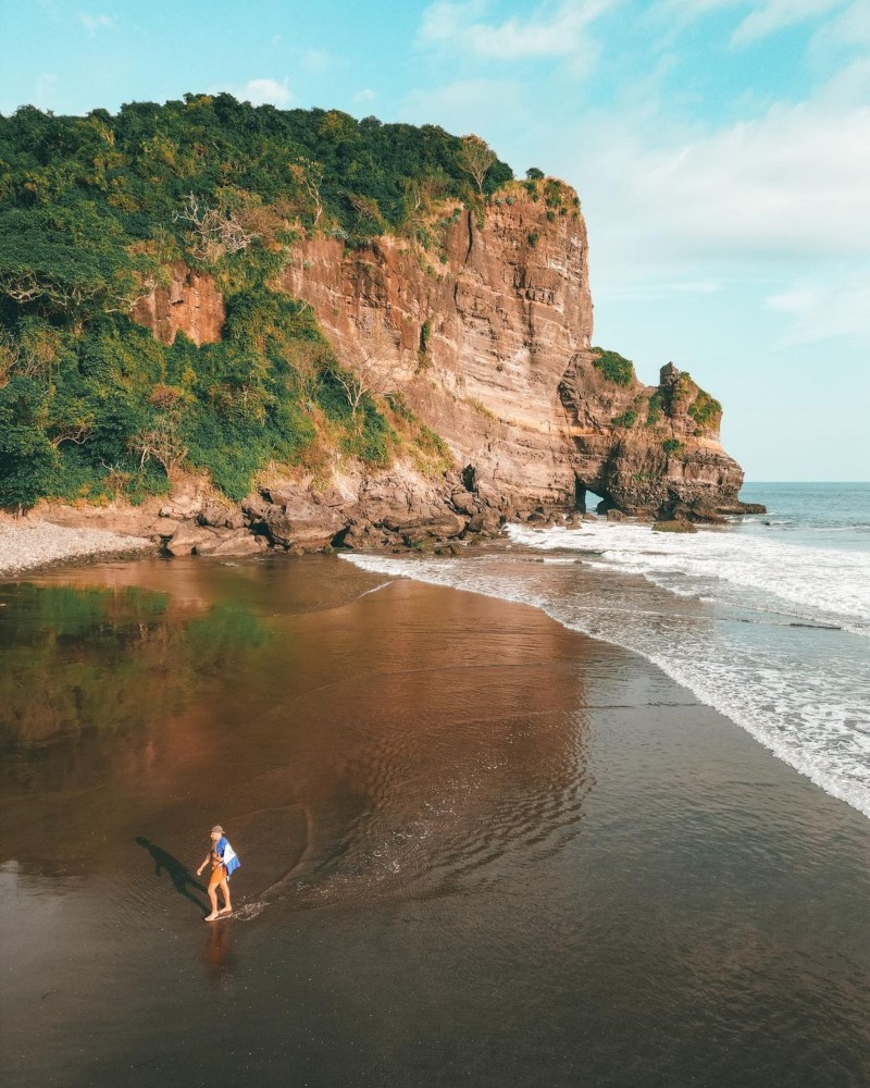El Salvador Beach