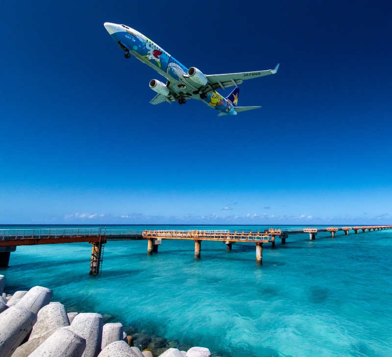 Miyako-Jima Shimojishima Airport RW17 End