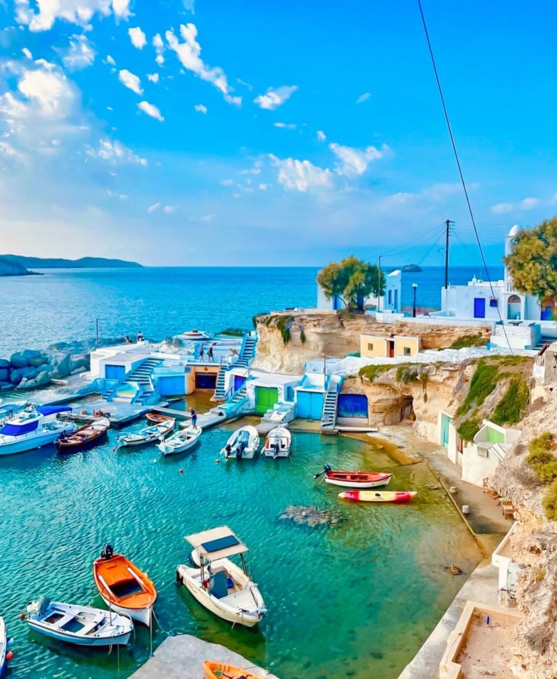 Santorini Milos