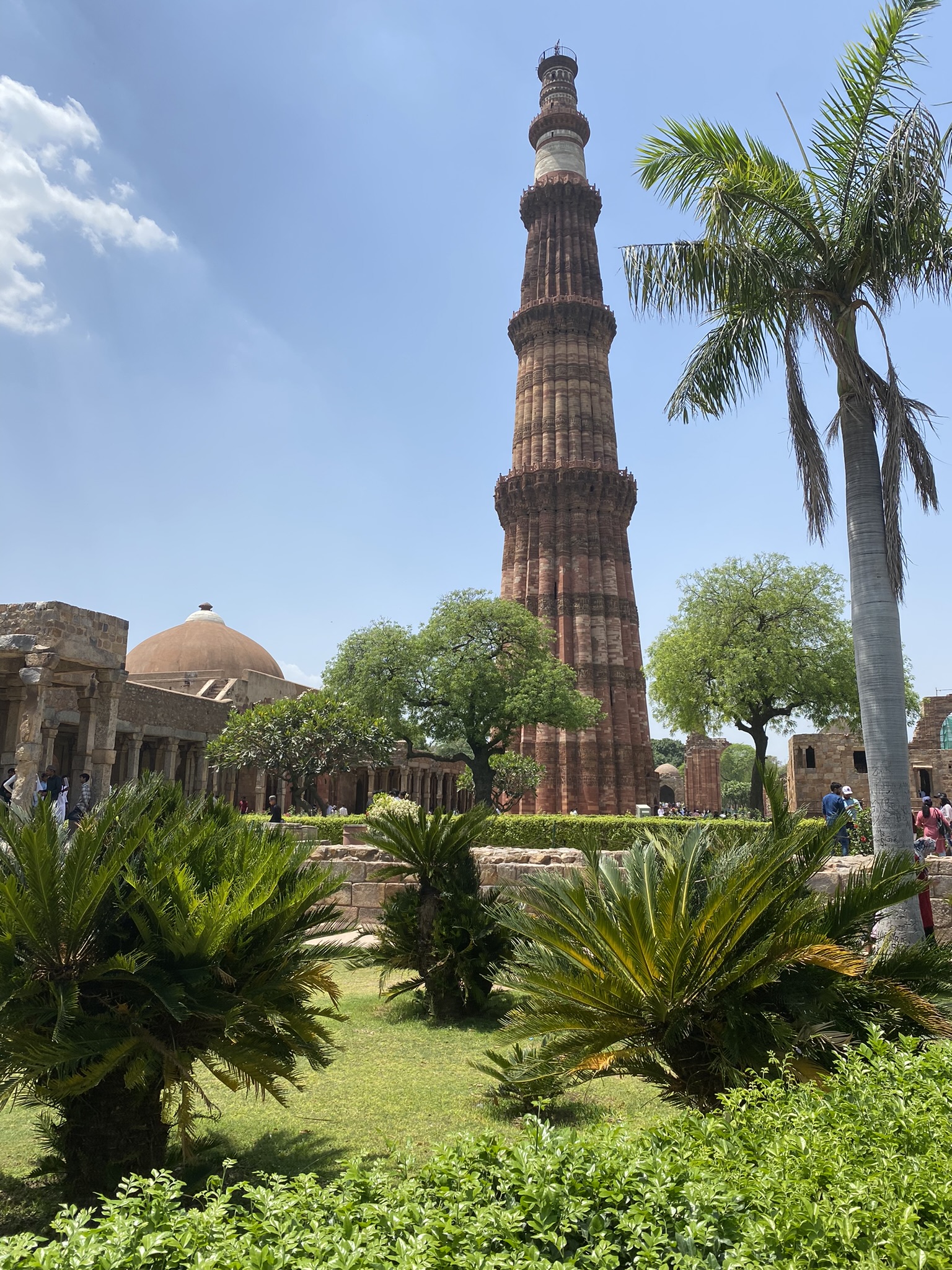 India Max 1
